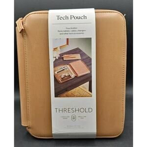 Threshold Zipper Tech Case with Pockets With Eccolo Ruled Notebook New